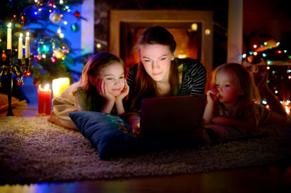 12-fun-and-cheap-christmas-activities-for-kids-and-families